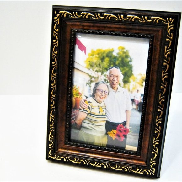 Ornate 𝅺Cherry Wood Gold Embossed Photo Frame Picture Holder for 4x6 photo- new - Picture 1 of 5